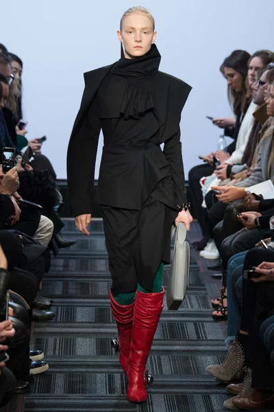 Look 26
